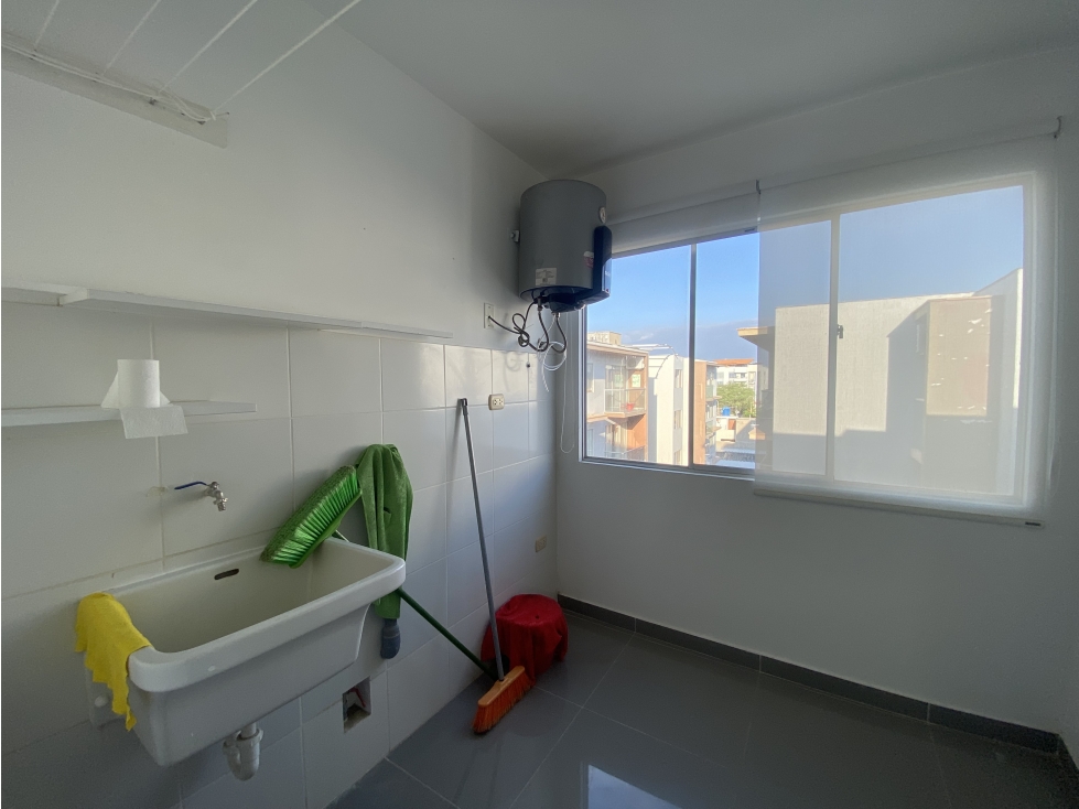 EN VENTA AMPLIÓ DEPARTAMENTO EN LAGUNAS DEL CHIPE — foto 5