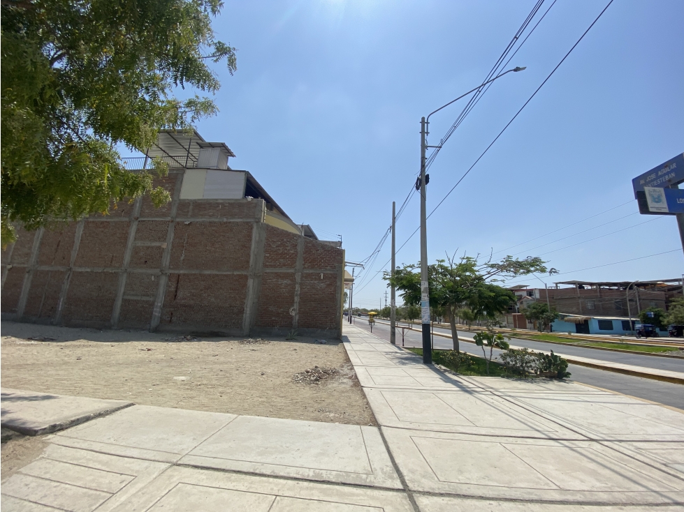 ALQUILO TERRENO EN AVENIDA AGUILAR SANTIESTEBAN - 5