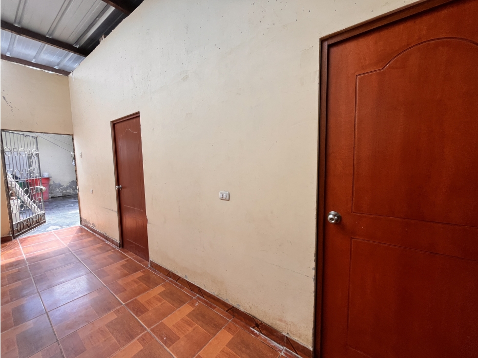 VENDO CASA EN ALMIRANTE MIGUEL GRAU, CASTILLA - 6