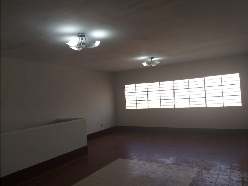 ALQUILO LOCAL PARA OFICINAS EN CENTRO PIURA - 6