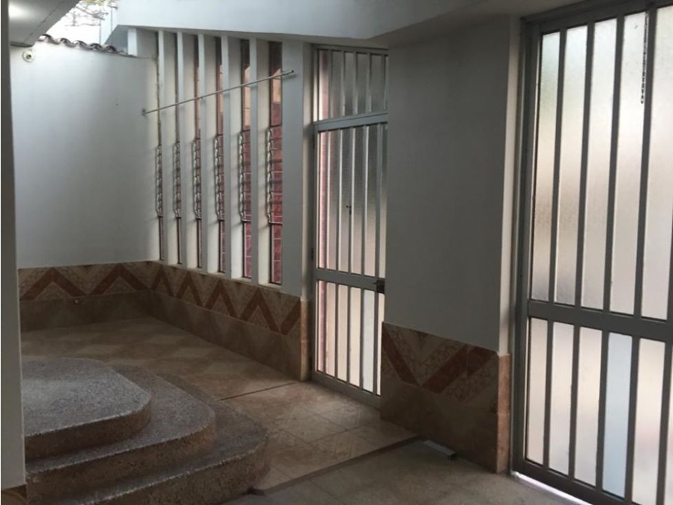 ALQUILO CASA PARA OFICINAS, MIRAFLORES, PIURA - 5