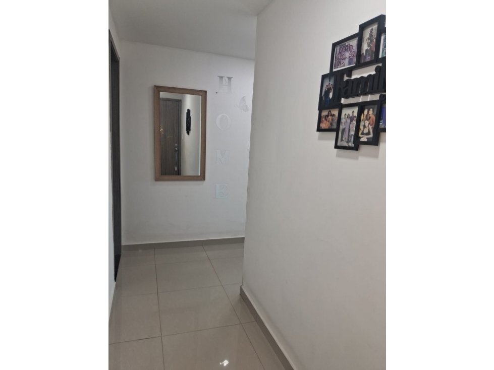 APARTAMENTO EN VENTA 3 HAB- LAS DELICIAS — foto 4
