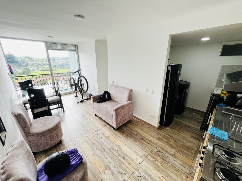 SE VENDE APARTAMENTO DE 3 HABITACIONES - AV CENTENERIO NORTE — foto 3
