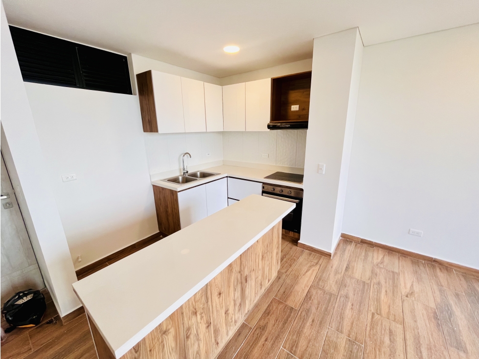 SE ARRIENDA APARTAMENTO DE 2 HABITACIONES - SECTOR LAURELES — foto 4