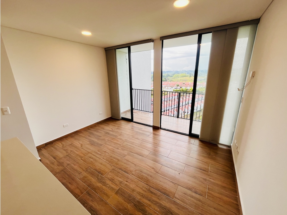 SE ARRIENDA APARTAMENTO DE 2 HABITACIONES - SECTOR LAURELES — foto 2