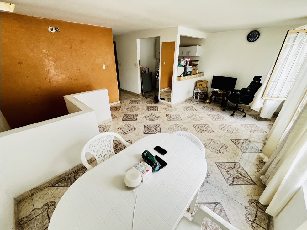 SE VENDE 2DO PISO EN CASA BIFAMILIAR - MERCEDES DEL NORTE — foto 3