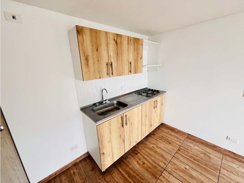 SE VENDE APARTAMENTO DE 3 HABITACIONES - SECTOR SUR — foto 2