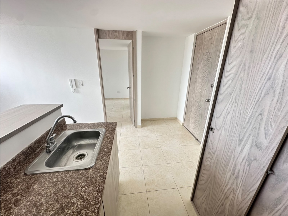 Se Arrienda Apartaestudio sin amoblar - Sector Fundadores