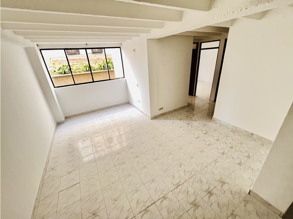 SE ARRIENDA APARTAMENTO DE 3 HABITACIONES - SECTOR CENTRO — foto 2