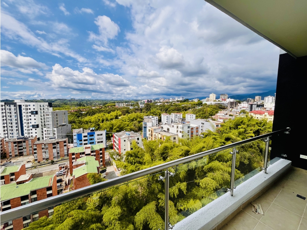 Se Vende Apartamento de 3 Habitaciones + estudio - Los Profesionales