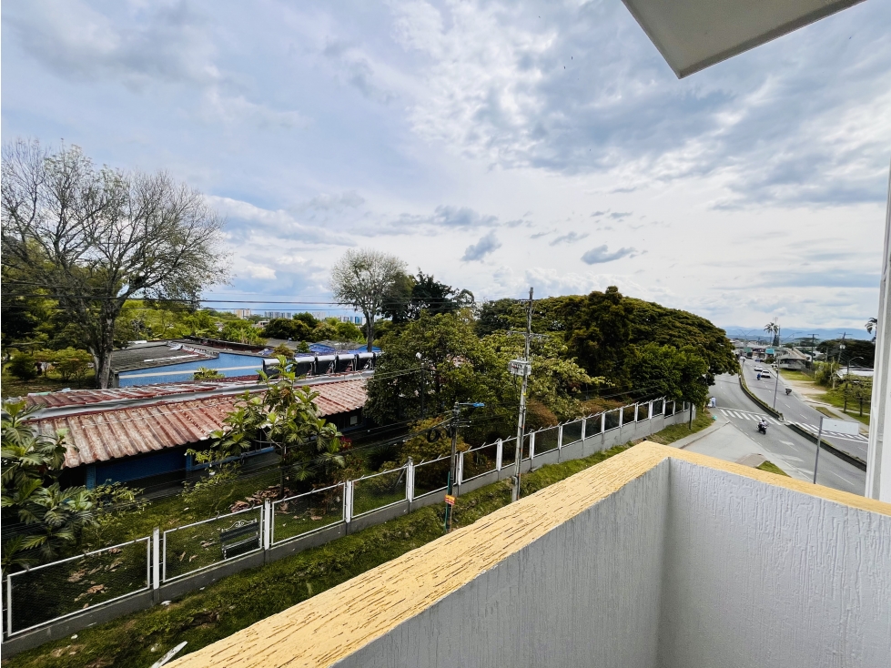 SE VENDE APARTAMENTO DE 3 HABITACIONES - SECTOR SUR — foto 3