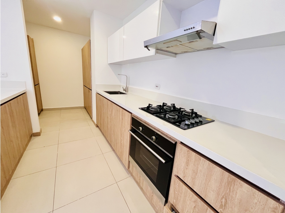 Se Arrienda Apartamento de 3 Habitaciones + Estudio - Sector Unicentro — foto 2