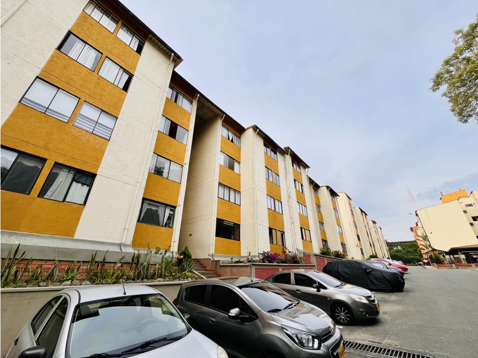 SE ARRIENDA APARTAMENTO DE 3 HABITACIONES - SECTOR CENTRO
