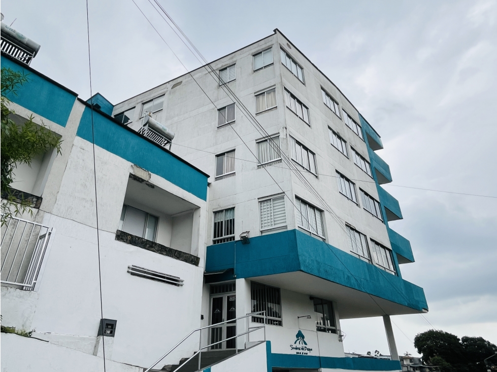 Se Vende Apartamento (sin ascensor) - Sector Plaza de Toros