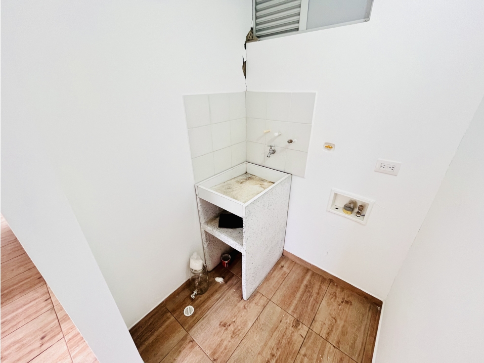 SE VENDE APARTAMENTO DE 3 HABITACIONES - SECTOR SUR — foto 5