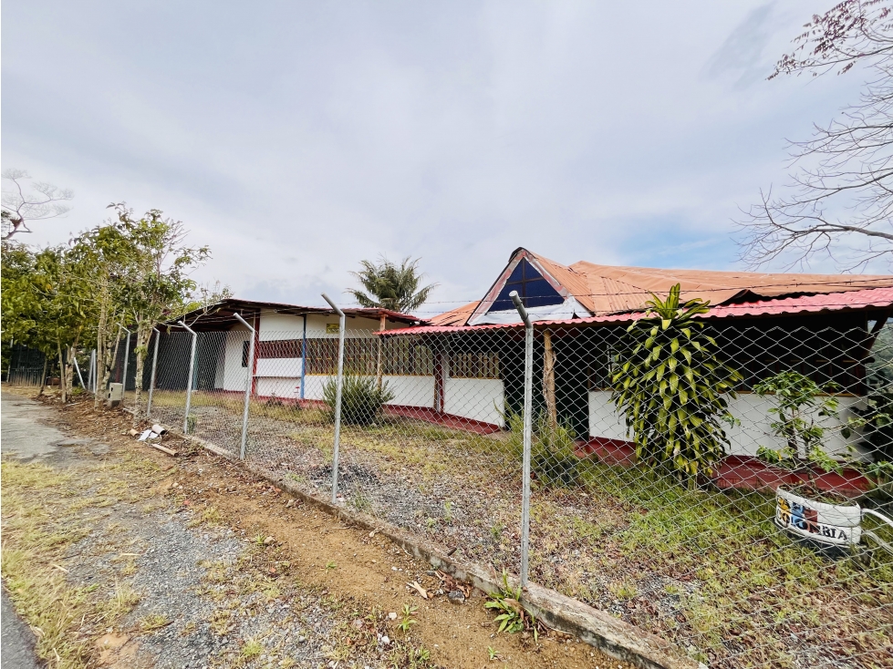 SE ARRIENDA CASA CAMPESTRE DE 2 HABITACIONES - VIA SALENTO - 1
