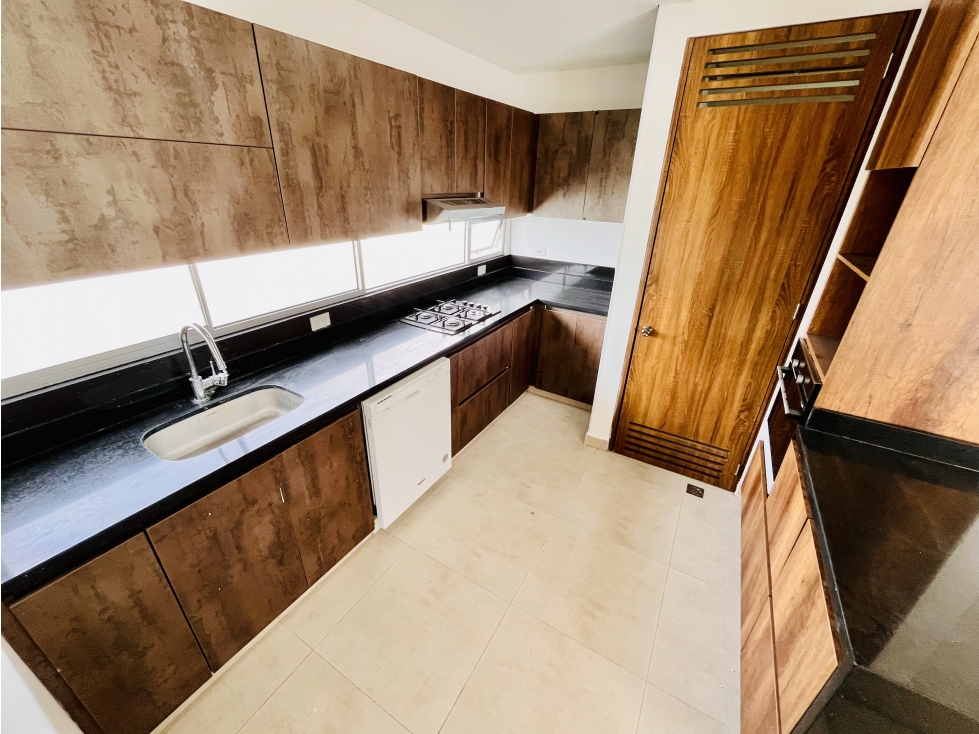 SE ARRIENDA APARTAMENTO DE 3 HABITACIONES - SECTOR LOS PROFESIONALES - 3