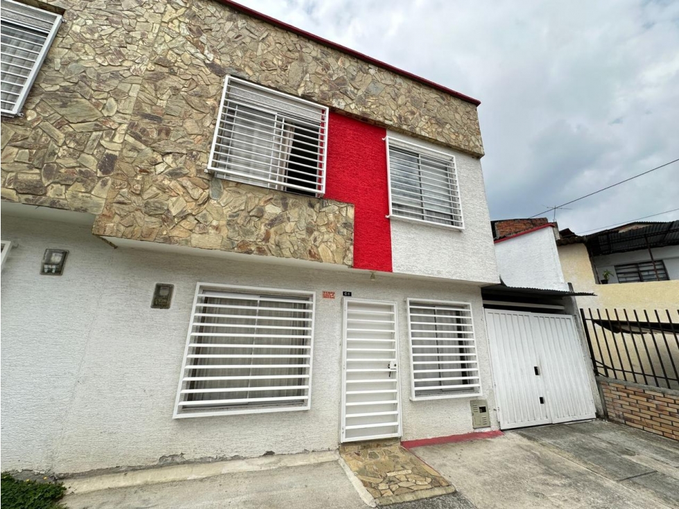 Se Vende Casa - Sector Granada
