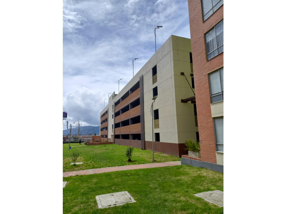 VENDO APTO ZIPAQUIRA 71MTS 3 HABITACIONES $ 310.000.000 — foto 2