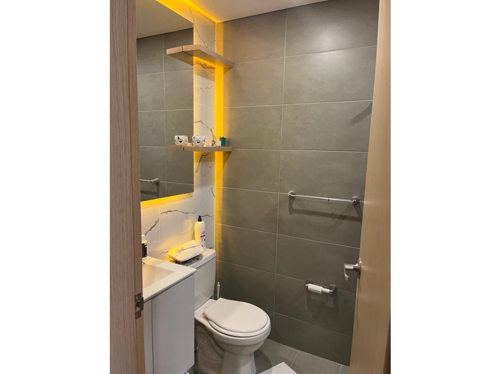 ARRIENDO APARTAESTUDIO NORTH POINT 30MTS AMOBLADO $ 2.200.000 — foto 2