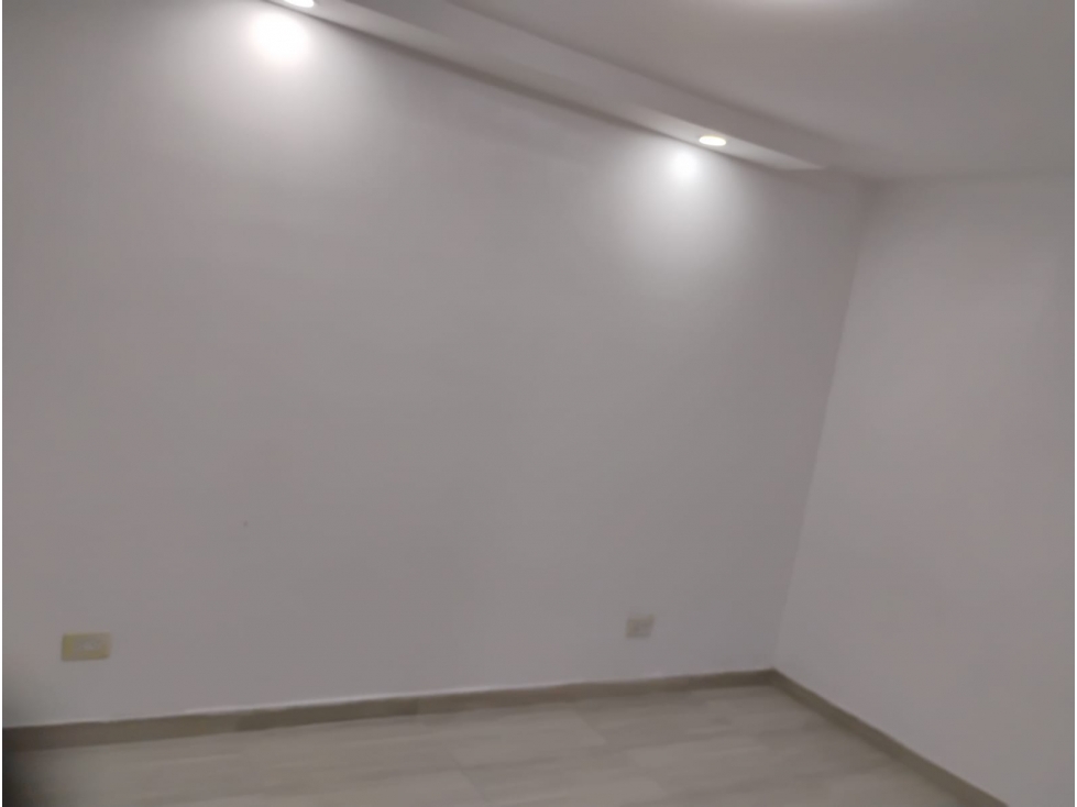 VENTA APARTAMENTO DE 60 MTS, MADRID CONJUNTO BOREAL — foto 3