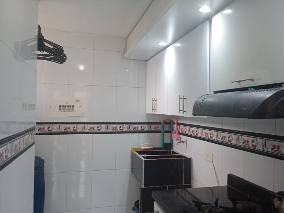 VENTA DE APARTAMENTO DE 46 MTS, SOACHA CONJUNTO PORTAL DE LA SABANA — foto 2