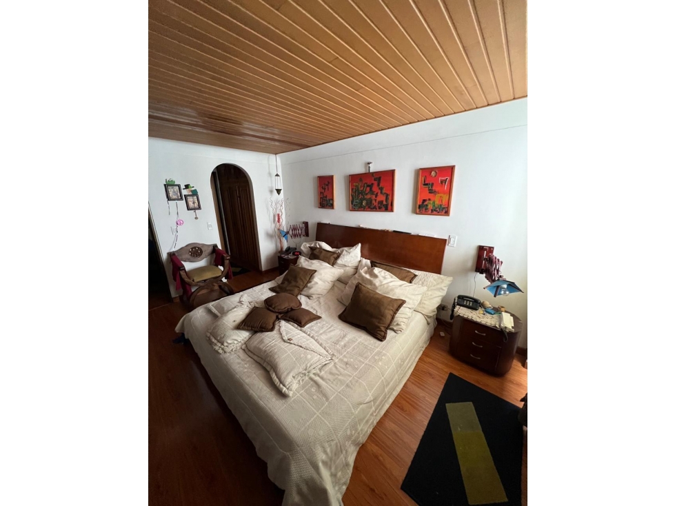 ARRIENDO APARTAMENTO DE 110 MTS, BARRIO SANTA BARBARA CENTRAL — foto 2