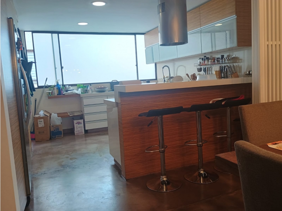 ARRIENDO APARTAMNETO DE 186 MTS, BARRIO ROSALES — foto 2