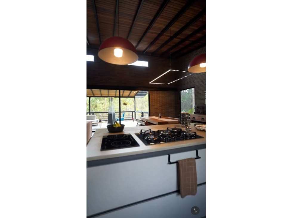 VENTA CASA MEDELLIN EL RETIRO 365MTS LOTE 8.200MTS 3 HABITACIONES — foto 2