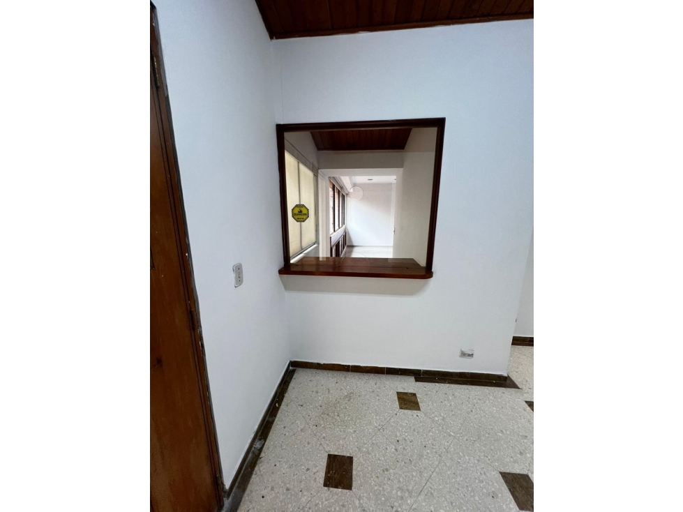OFICINA DE 200 MTS, BARRIO CHICO NORTE - 2