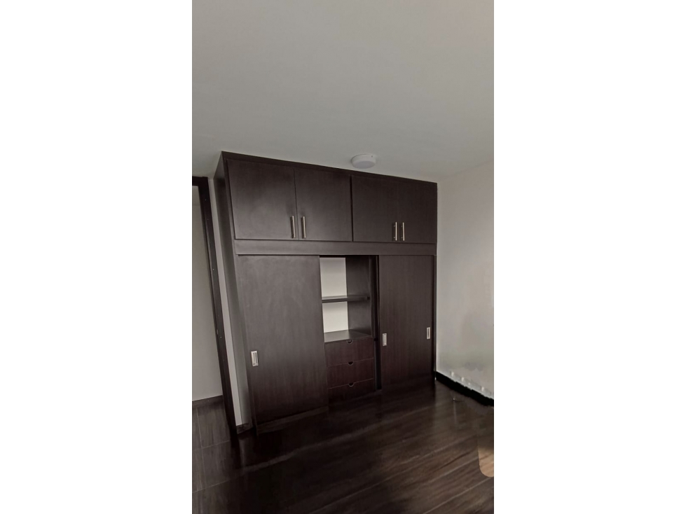 APARTAMENTO EN VENTA DE 35MTS, BARRIO REDIL — foto 2