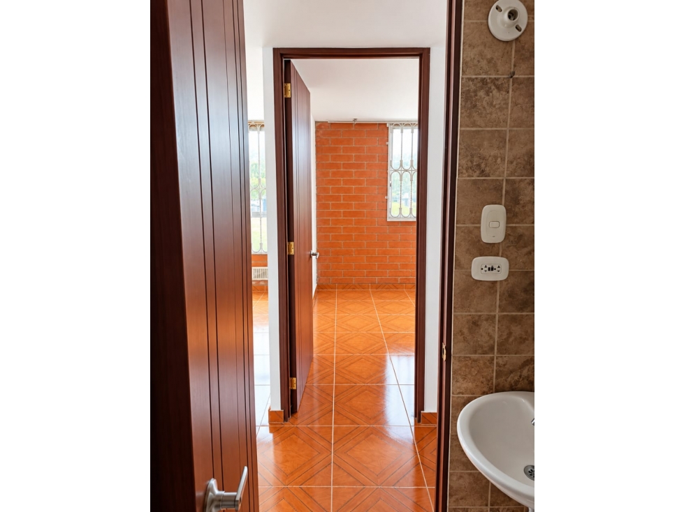 ARRIENDO APARTAMENTO DE 40 MTS, BARRIO SABANA GRANDE — foto 2
