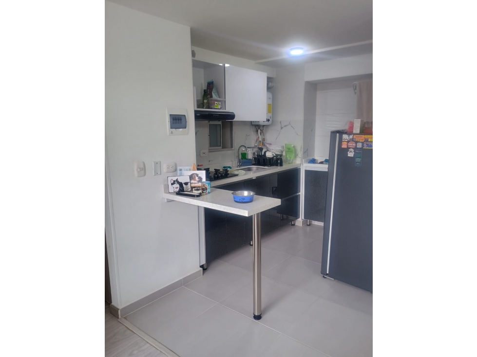 ARRIENDO APARTAMENTO DE 45 MTS, BARRIO TOBERIN