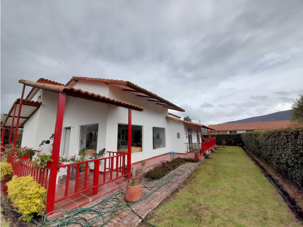 CASA CAMPESTRE TOCANCIPA VENTA $ 1.300.000.000 - 3