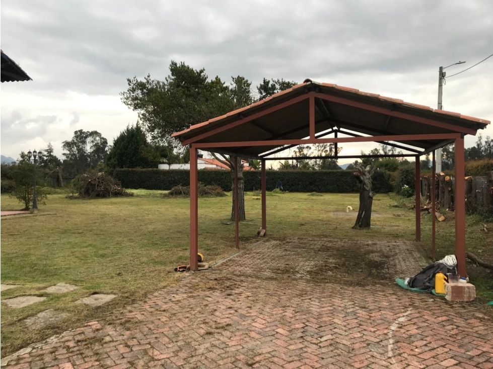 ARRIENDO CASA TOCANCIPA 300MTS $ 4.100.000 - 4
