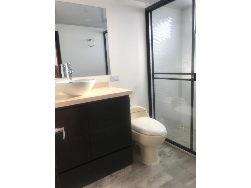 APARTAMENTO EN VENTA DE 162 METROS, BARRIO SANTA MARGARITA — foto 2