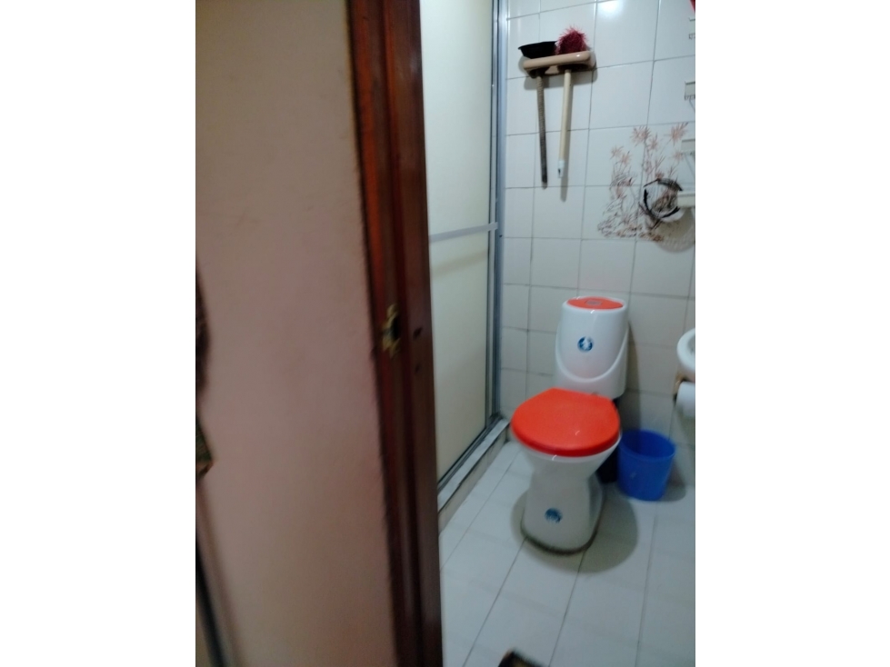 VENTA DE CASA DE 295 MTS, LOCALIDAD BOSA,BARRIO GRAN COLOMBIANO — foto 3