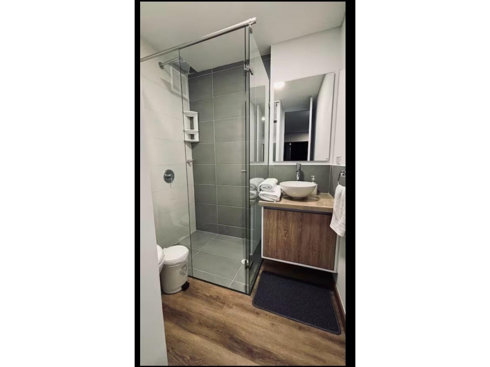 ARRIENDO APTO AMOBLADO CENTRO 30MTS $ 2.100.000 INCLUYE ADM — foto 3