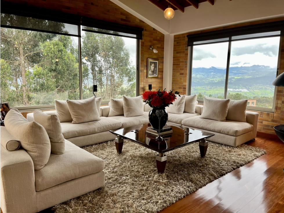 VENTA CASA 370MTS HORIZONTES TERRENO 2.300MTS $ 2.300.0000.000 - 5
