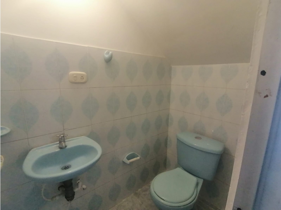 ARRIENDO APARTAMENTO DE 70 MTS, BARRIO BELLAVISTA — foto 3