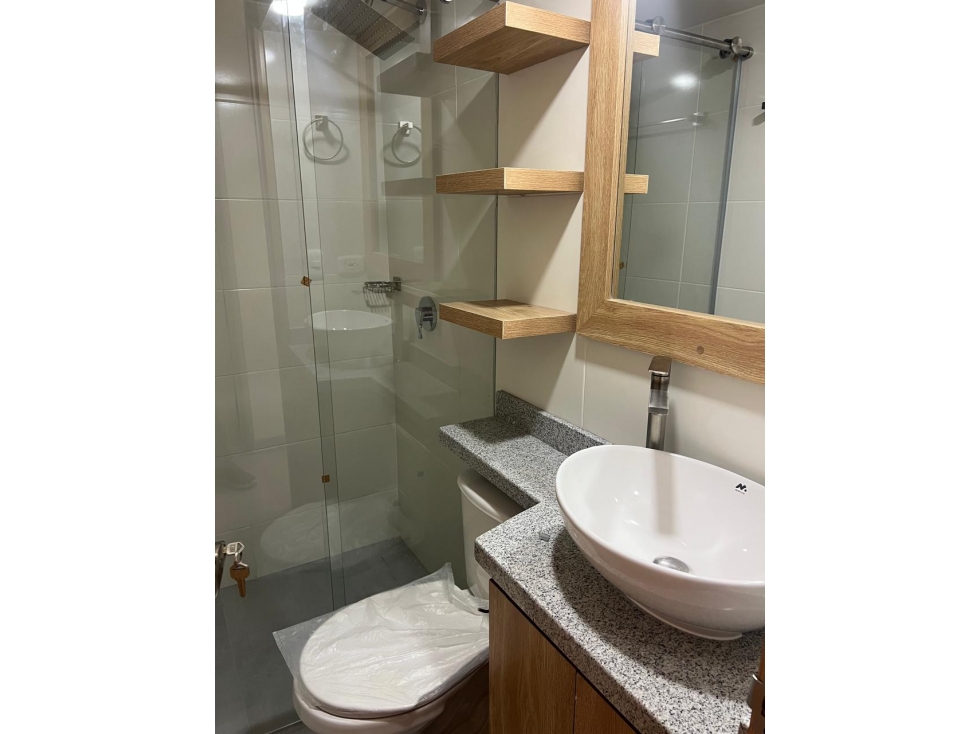 ARRIENDO APARTAMENTO DE 38 MTS, BARRIO GILMAR