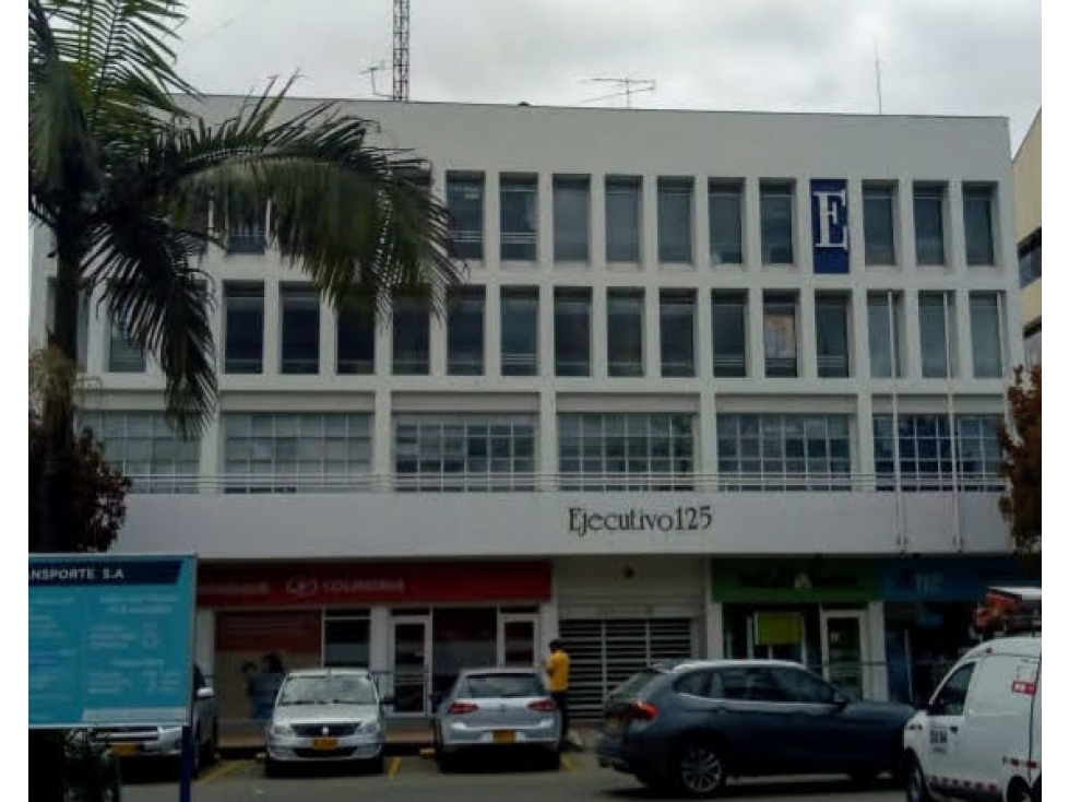 SE ARRIENDA OFICINA DE 24,4 MTS, BARRIO SANTA BARABARA — foto 3