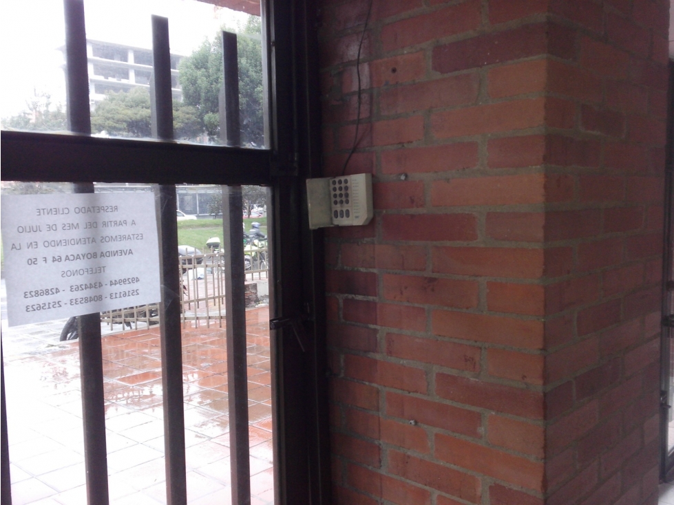 VENTA LOCAL DE 300 METROS, BARRIO SANTA MARGARITA. — foto 3