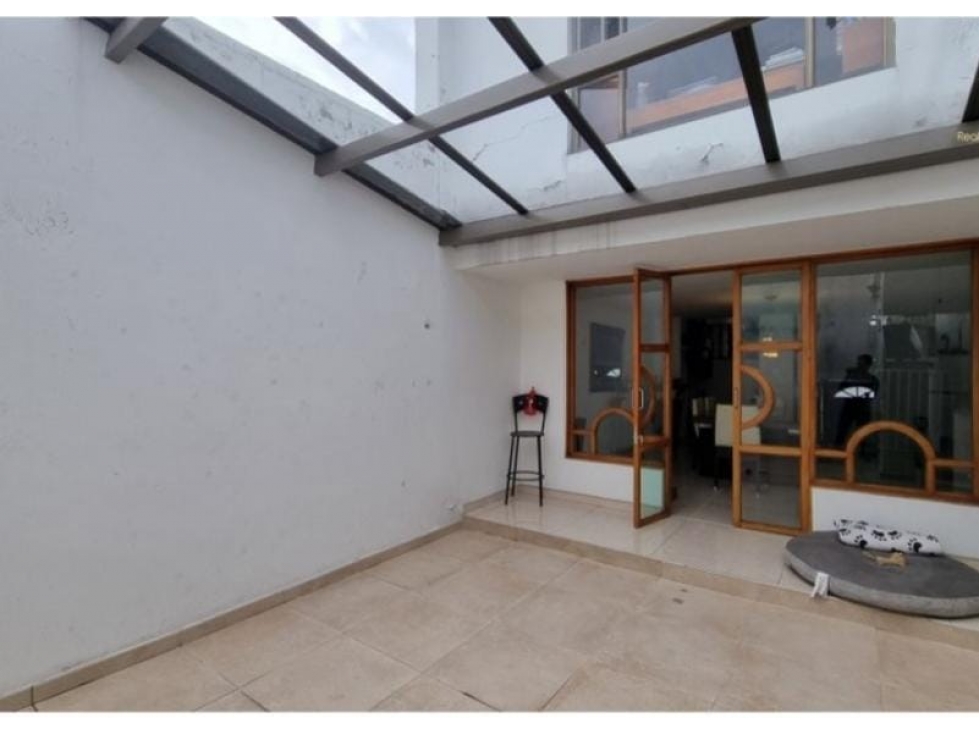 CASA EN VENTA DE 350 METROS, BARRIO BATAN — foto 3