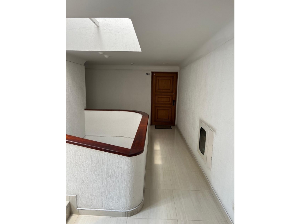 ARRIENDO APARTAMENTO DE 110 MTS, BARRIO SANTA BARBARA CENTRAL — foto 4