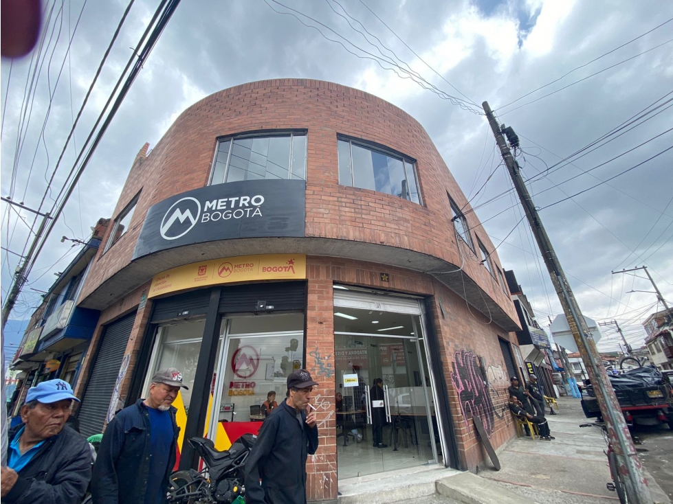 LOCAL EN VENTA DE 360 METROS, BARRIO LA FRAGUITA