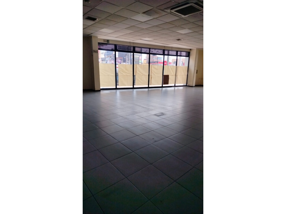 ARRIENDO LOCAL COMERCIAL DE 330 METROS, BARRIO CARVAJAL — foto 4