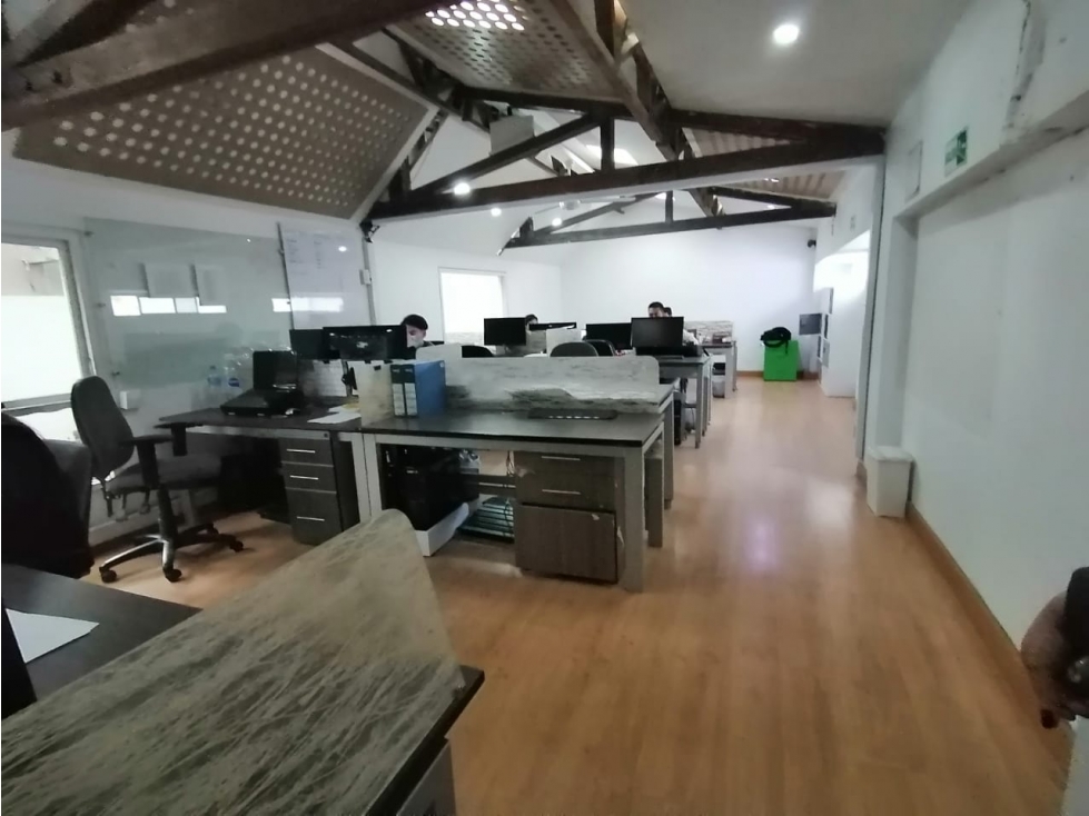 BODEGA EN ARRIENDO DE 840 MTS, BARRIO CIUDAD JARDIN NORTE — foto 4