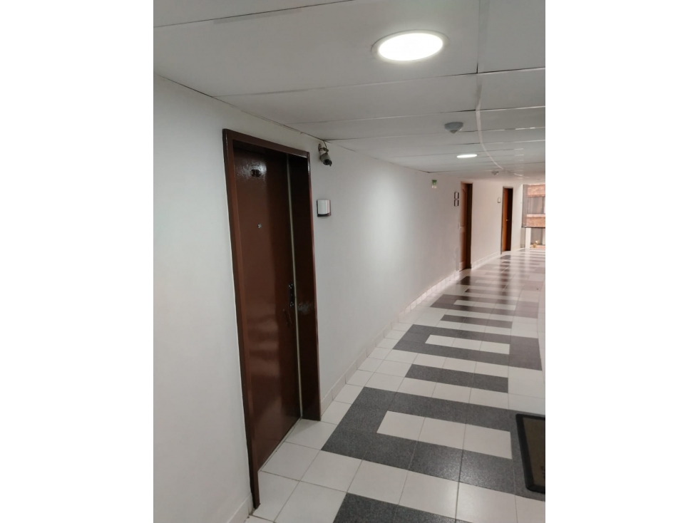VENDO OFICINA CONSULTORIO 38 m2 CALLE 90 CARRERA 15 — foto 3