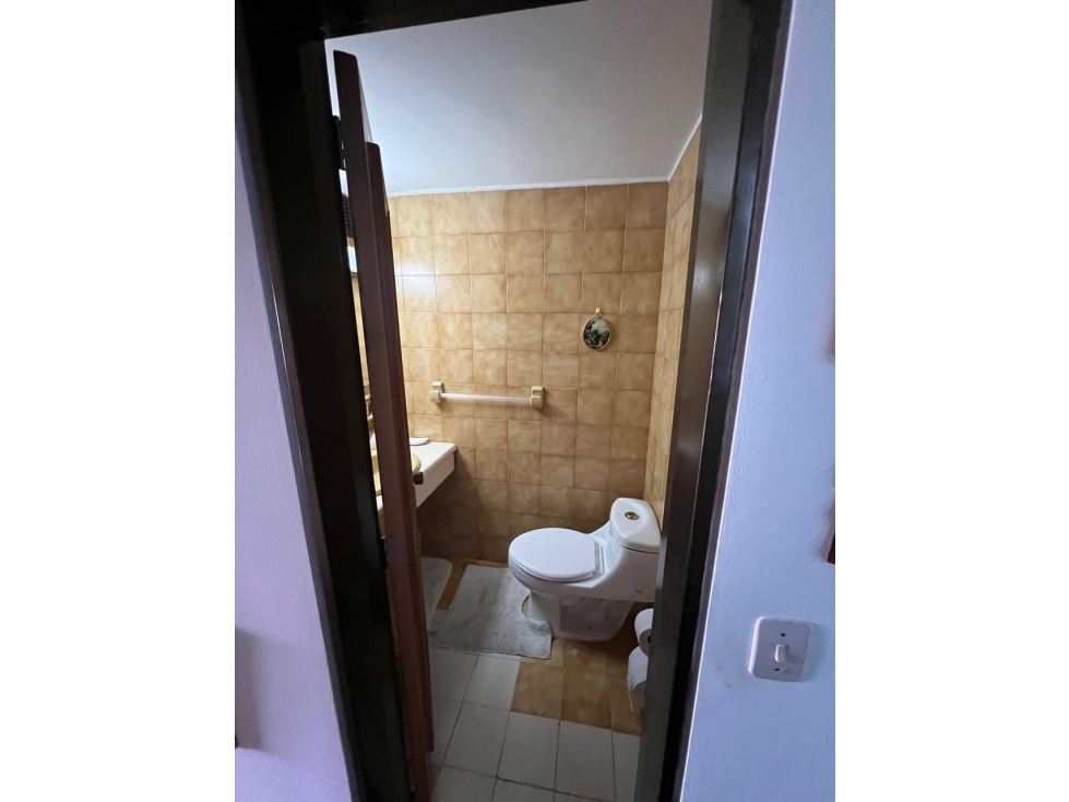 ARRIENDO APARTAMENTO DE 110 MTS, BARRIO SANTA BARBARA CENTRAL — foto 5